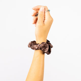 Scrunchie | Brown Paisley